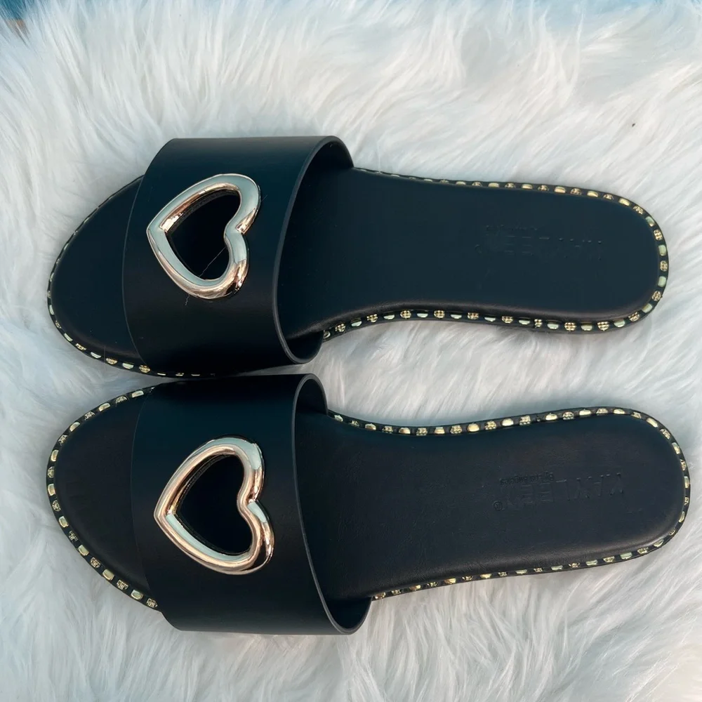 Black and Gold Heart Embellished Sandals - Picture 6 of 8